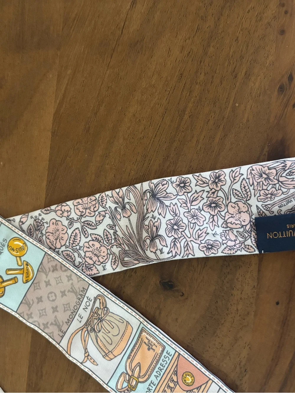 Louis Vuitton Silk Jeu De Louis BB Bandeau Pink